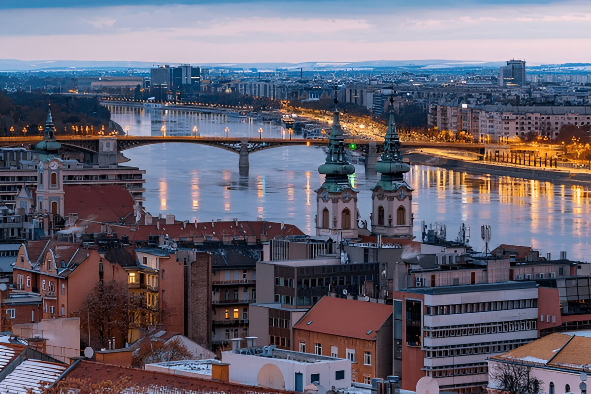 ucuz-avrupa-turlari-2025-budapeste