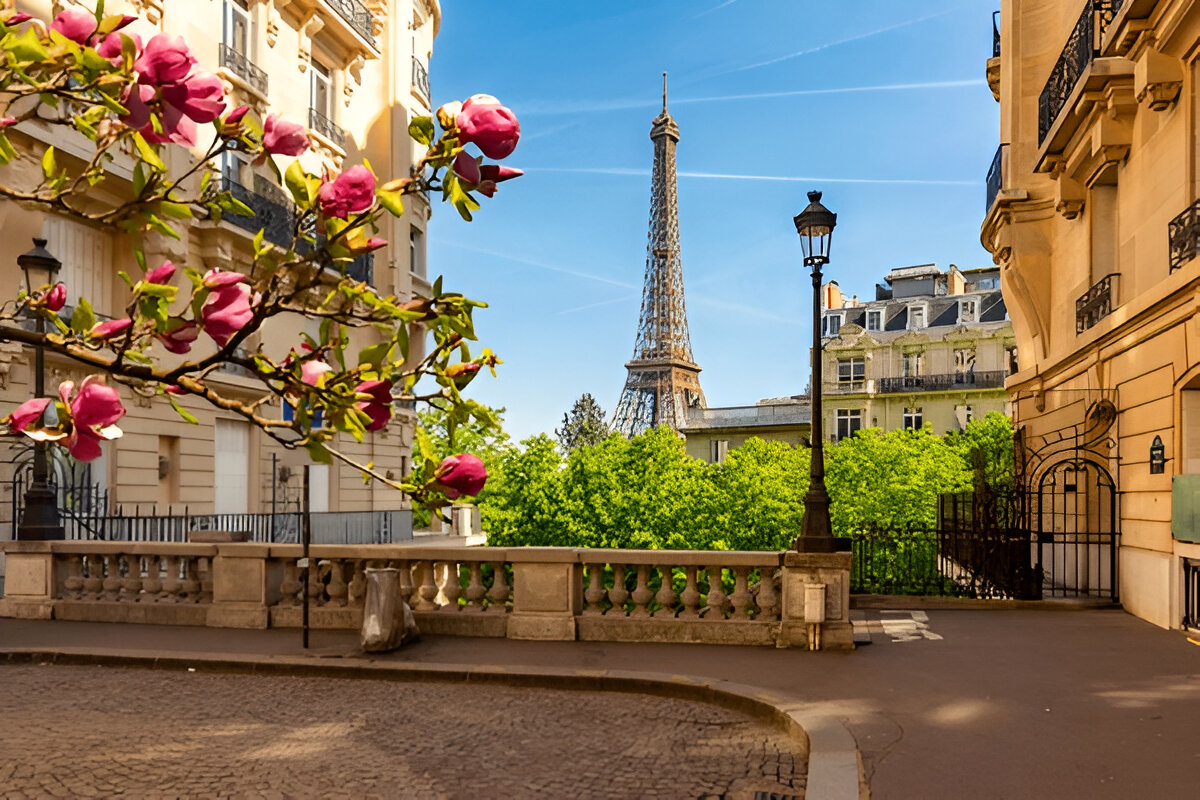ucuz-avrupa-turlari-2025-paris